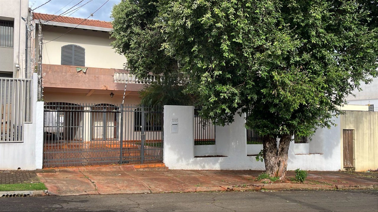 Rua Deputado Nilson Ribas 1305 - JARDIM CHAMPAGNAT - Londrina/PR — foto principal